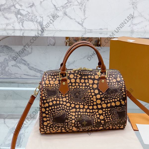 23 speedy 30 bag womens totes bags handbag luxurys designers shouder crossbody bag leather pillow travel handbags for women with shoulder st
23 speedy 30 bag womens totes bags handbag luxurys designers shouder crossbody bag leather pillow travel handbags for women with shoulder st