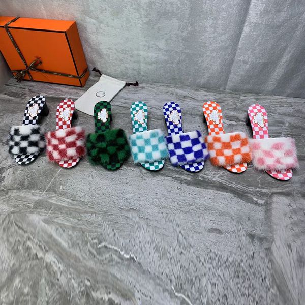 2022 designer round head slides slippers women luxury mink hair genuine leather outdoor flat mid-heel sandals autumn winter lady shallow mou, Black
2022 designer round head slides slippers women luxury mink hair genuine leather outdoor flat mid-heel sandals autumn winter lady shallow mou, Black