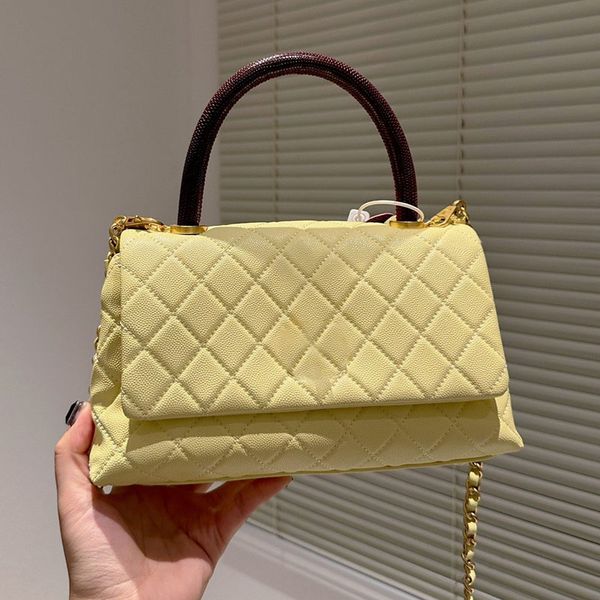 trend women seldsburg portable classic flap crossbody bag caviar calfskin leather quilted designer bag retro suitcases luxury card holder mu
trend women seldsburg portable classic flap crossbody bag caviar calfskin leather quilted designer bag retro suitcases luxury card holder mu