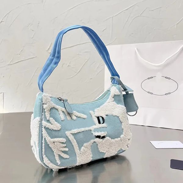 2023luxury brand fashion nylon ladies men designer messenger bag handbag printed alphabet hobo shoulder tote
2023luxury brand fashion nylon ladies men designer messenger bag handbag printed alphabet hobo shoulder tote