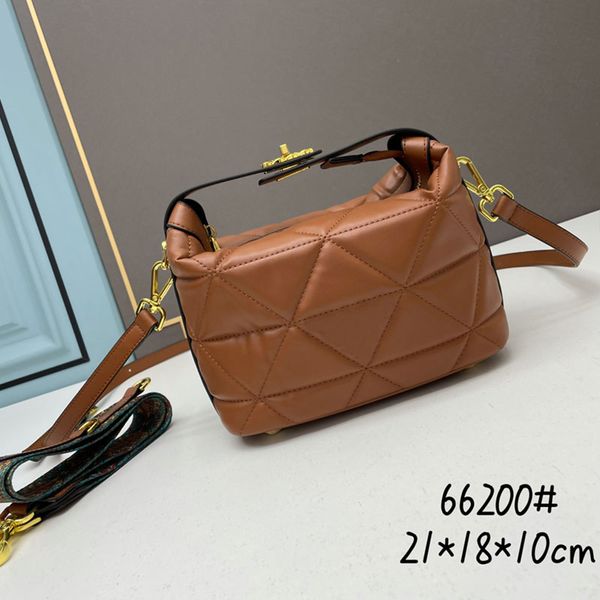 embroidery lunch bag clutch handbag check messenger handbags lambskin crossbody bags purse leather shoulder belt quality wallet
embroidery lunch bag clutch handbag check messenger handbags lambskin crossbody bags purse leather shoulder belt quality wallet