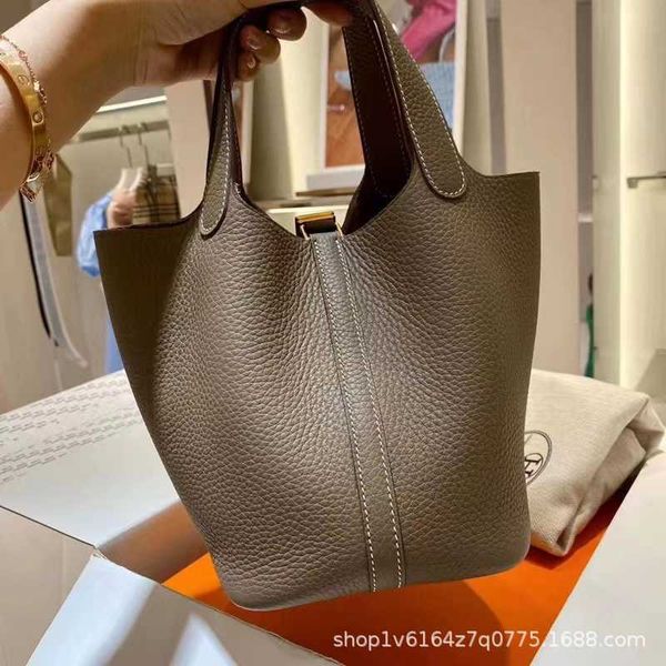 designer bags picotin herme hand herme picotin handbag all manual wax line vegetable basket women's bucket tc leather high-end 2022
designer bags picotin herme hand herme picotin handbag all manual wax line vegetable basket women's bucket tc leather high-end 2022
