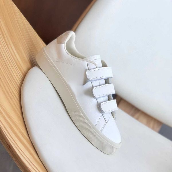 dress shoes classic versatile small white shoes fashion casual board shoes german training, Black
dress shoes classic versatile small white shoes fashion casual board shoes german training, Black