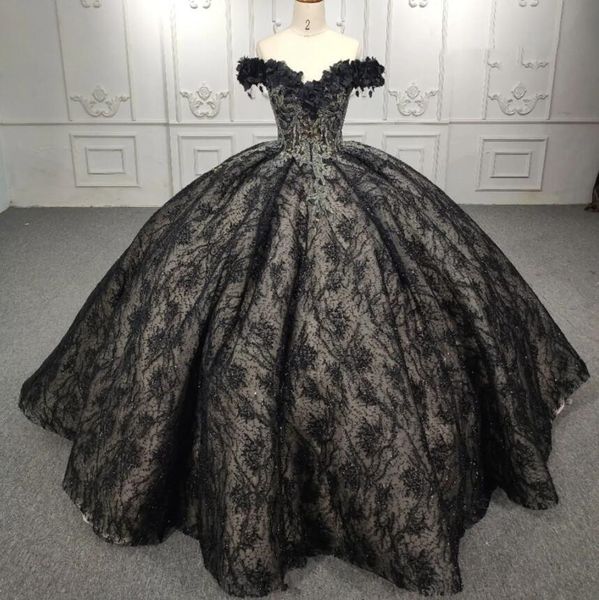 vintage black gothic quinceanera dresses off shoulder applique floral lace-up corset princess prom gown robes quinceanera, Blue;red
vintage black gothic quinceanera dresses off shoulder applique floral lace-up corset princess prom gown robes quinceanera, Blue;red