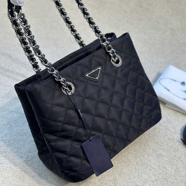 p shoulder bag nylon designers totes flap clutch square bags women handbag luxury genuine leather underarm hobo
p shoulder bag nylon designers totes flap clutch square bags women handbag luxury genuine leather underarm hobo