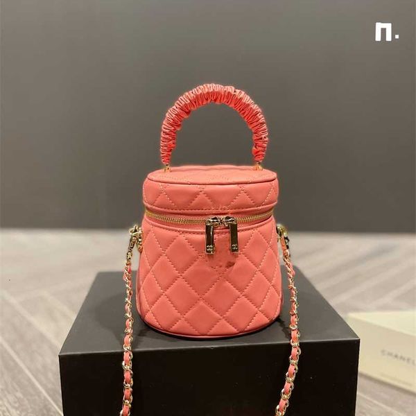 net red small black bag 2023 new womenleisure one shoulder messenger bag black crocodile pattern square
net red small black bag 2023 new womenleisure one shoulder messenger bag black crocodile pattern square