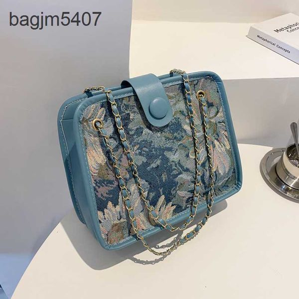 factory 50% fashion bags wholesale and retail new women's bag autumn yangqi large capacity big plant flower oil painting one shoulder
factory 50% fashion bags wholesale and retail new women's bag autumn yangqi large capacity big plant flower oil painting one shoulder