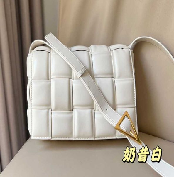 luxury designer bags shoulder handbags b quality high fashion women wallets clutch totes crossbody cowhide braided pillow messenger bag ladi
luxury designer bags shoulder handbags b quality high fashion women wallets clutch totes crossbody cowhide braided pillow messenger bag ladi