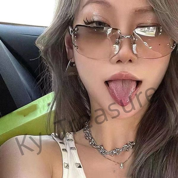 sunglasses retro rimless pilot advanced sense sunglasses frames girls fashion accessories and versatile, White;black
sunglasses retro rimless pilot advanced sense sunglasses frames girls fashion accessories and versatile, White;black