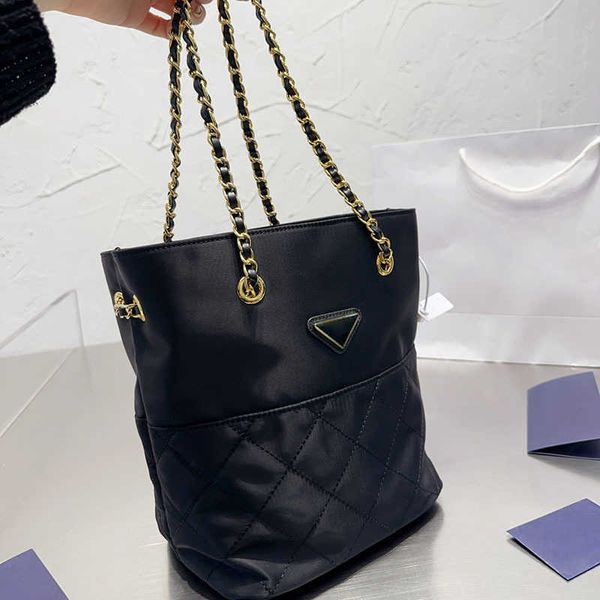 designer totes bags canvas woman handbag luxury chain shoulder bag fashion shopper nylon tote bag shopping purse crossbody 221215
designer totes bags canvas woman handbag luxury chain shoulder bag fashion shopper nylon tote bag shopping purse crossbody 221215