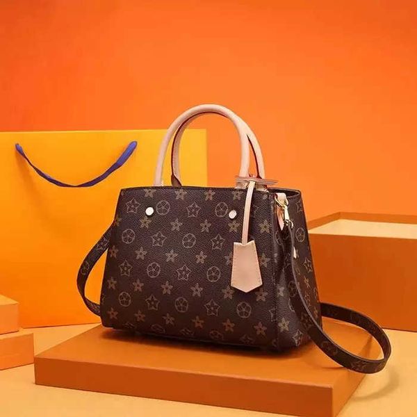 handbags classic crossbody bag women leather flower woman handbag tote messenger shoulder purses bags
handbags classic crossbody bag women leather flower woman handbag tote messenger shoulder purses bags