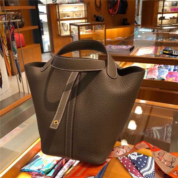 designer handbags herme picotin bags women's bag vegetable basket 18 bucket gold buckle silver handbag
designer handbags herme picotin bags women's bag vegetable basket 18 bucket gold buckle silver handbag