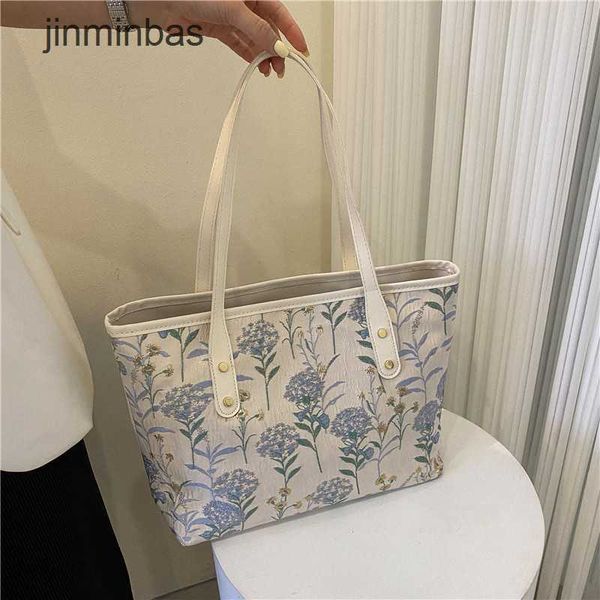 factory 50% fashion bag large capacity women's summer versatile new embroidered cloth one shoulder shopping high sense tote
factory 50% fashion bag large capacity women's summer versatile new embroidered cloth one shoulder shopping high sense tote