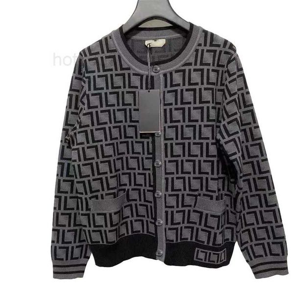 fashion designer sweater womens knit sweaters luxury letter logo print long sleeve round neck woman pullovers casual car 08e8, White;black
fashion designer sweater womens knit sweaters luxury letter logo print long sleeve round neck woman pullovers casual car 08e8, White;black
