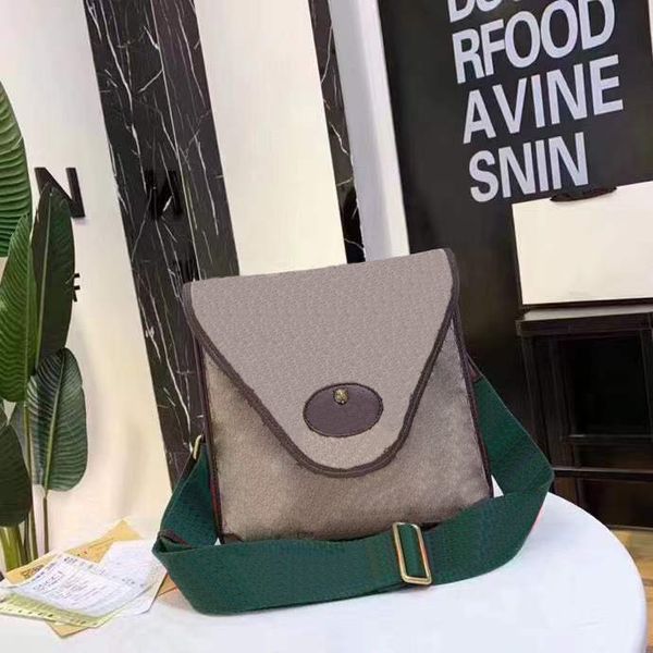 2023 women luxury designer cross body bag classic brand fashion women print letter outdoor messenger bags
2023 women luxury designer cross body bag classic brand fashion women print letter outdoor messenger bags