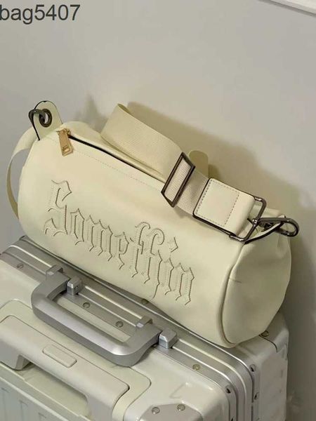 2023 new hand bag factory 80% wholesale and retail american letter sticker embroidery leather solid cross bucket bag handheld one shoulder t
2023 new hand bag factory 80% wholesale and retail american letter sticker embroidery leather solid cross bucket bag handheld one shoulder t
