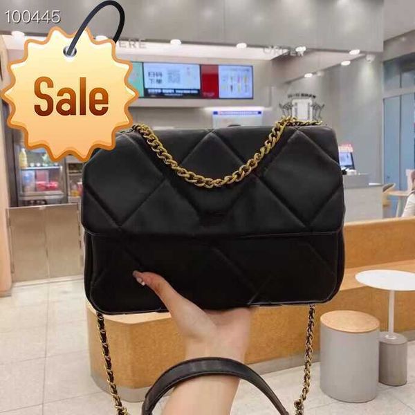 brand designer hand bill shoulder bag women's new fashion brand retro texture soft leather diamond chain envelope package gift box fact
brand designer hand bill shoulder bag women's new fashion brand retro texture soft leather diamond chain envelope package gift box fact