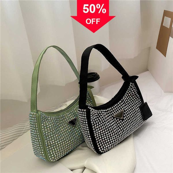 fashion designer bags small bag women 2022 new women's korean version diamond inlaid fashion single shoulder armpit hands clutch bags f
fashion designer bags small bag women 2022 new women's korean version diamond inlaid fashion single shoulder armpit hands clutch bags f