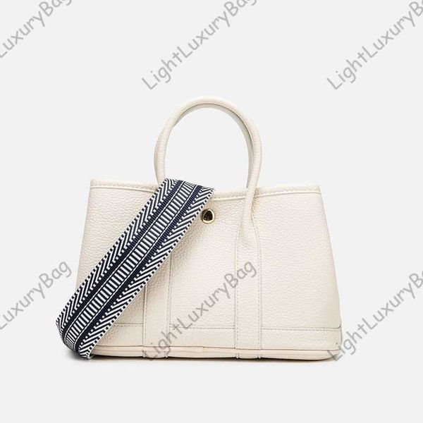 designer shoulder crossbody bag fashion cross body bags womens handbag real leather luxury handbags totes wallet female purses 221215
designer shoulder crossbody bag fashion cross body bags womens handbag real leather luxury handbags totes wallet female purses 221215