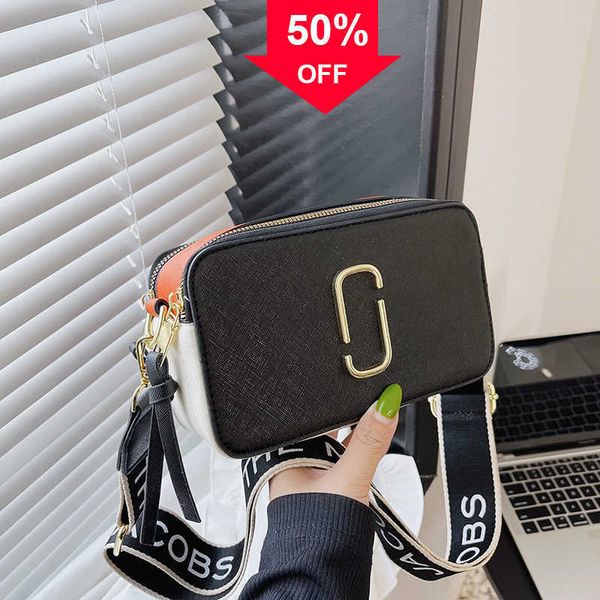 fashion designer bags women's new 2022 color contrast camera ocean letter one shoulder crossbody clutch bags for women
fashion designer bags women's new 2022 color contrast camera ocean letter one shoulder crossbody clutch bags for women