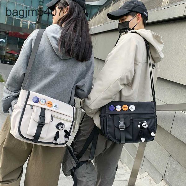 2023 design bag stores 70% wholesale and retail msenger men's fashion tooling function sports single shoulder female korean student rid
2023 design bag stores 70% wholesale and retail msenger men's fashion tooling function sports single shoulder female korean student rid