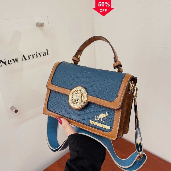 fashion designer bags women's 2022 new style small square fashion shoulder hand single diagonal clutch bags for women luxury handbags
fashion designer bags women's 2022 new style small square fashion shoulder hand single diagonal clutch bags for women luxury handbags