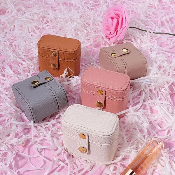 mini pu leather jewelry box portable earrings ring organizer necklace pendant storage cases valentines day gift packing, Black;white
mini pu leather jewelry box portable earrings ring organizer necklace pendant storage cases valentines day gift packing, Black;white