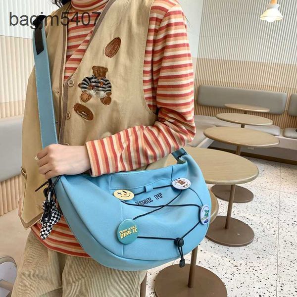 2023 new hand bag factory 80% wholesale and retail new american dumpling girl fashion sports style shoulder student versatile
2023 new hand bag factory 80% wholesale and retail new american dumpling girl fashion sports style shoulder student versatile