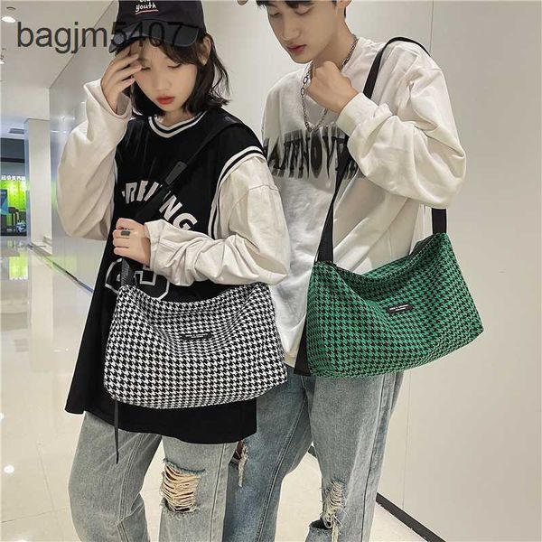 2023 new hand bag factory 80% wholesale and retail large capacity female lattice single shoulder simple korean msenger student backpack tren
2023 new hand bag factory 80% wholesale and retail large capacity female lattice single shoulder simple korean msenger student backpack tren