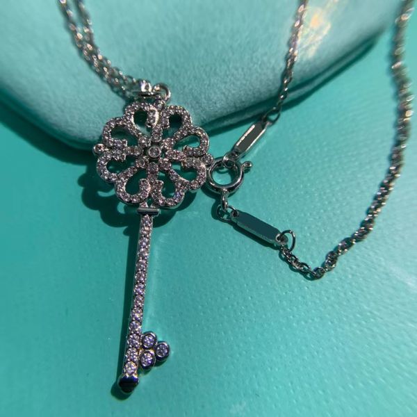 designers necklaces fashion womens sterling silver diamond jewelry simple key style women jewelrys
designers necklaces fashion womens sterling silver diamond jewelry simple key style women jewelrys