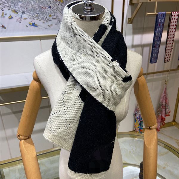 autumn and winter new letters double face knitted scarf women versatile fashion couples cashmere warm scarf, Blue;gray
autumn and winter new letters double face knitted scarf women versatile fashion couples cashmere warm scarf, Blue;gray