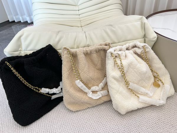 fashion brand luxury bag designer handbag fluffy tote bag single shoulder bags winter plush chain purse shopping casual totes good
fashion brand luxury bag designer handbag fluffy tote bag single shoulder bags winter plush chain purse shopping casual totes good