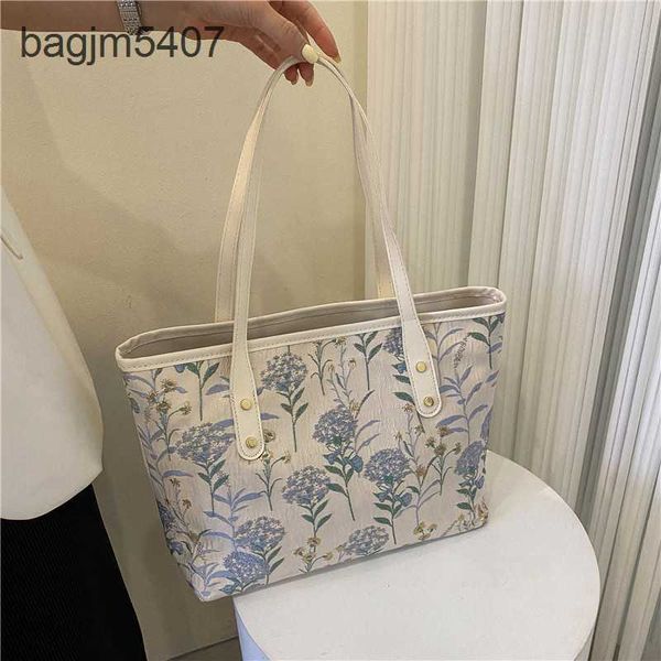 factory 50% fashion bags wholesale and retail large capacity women's summer versatile new embroidered cloth one shoulder shopping high
factory 50% fashion bags wholesale and retail large capacity women's summer versatile new embroidered cloth one shoulder shopping high