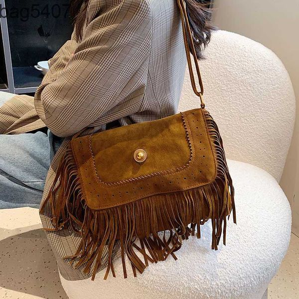 2023 design bag stores 70% wholesale and retail new autumn winter american tassel women's saddle fashion single room small msenger
2023 design bag stores 70% wholesale and retail new autumn winter american tassel women's saddle fashion single room small msenger