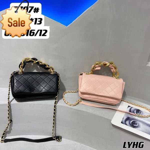 women's brand designer hand bill shoulder bags fashion multifunctional portable tote bag texture ringer brands gift box packaging facto
women's brand designer hand bill shoulder bags fashion multifunctional portable tote bag texture ringer brands gift box packaging facto