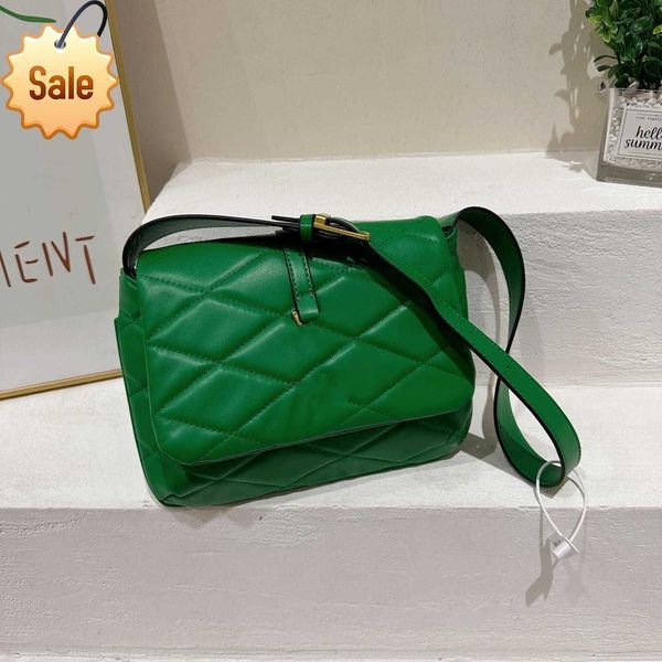 women's brand designer shoulder bags 2023 new fashion ringer envelope portable textured crossbody bag gift box packaging factory direct
women's brand designer shoulder bags 2023 new fashion ringer envelope portable textured crossbody bag gift box packaging factory direct