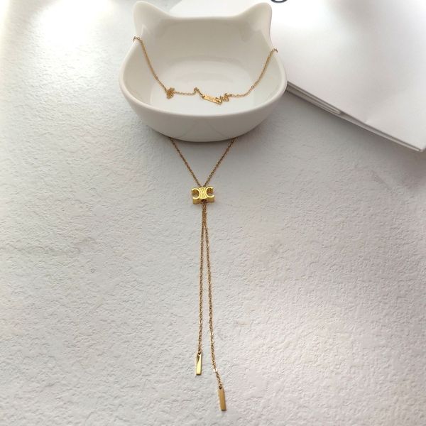 ins style chain tassel necklace french style luxury palace style pull earrings overlapping sweater, Golden;silver
ins style chain tassel necklace french style luxury palace style pull earrings overlapping sweater, Golden;silver