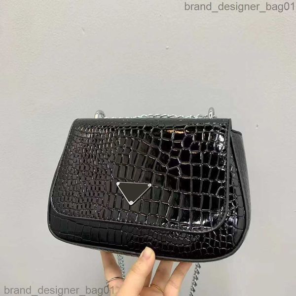 2023 new designer bag crossbody mini purse fashion credit woman cards holder small wallet leather ladies key bag 121522h 1605, Brown;gray
2023 new designer bag crossbody mini purse fashion credit woman cards holder small wallet leather ladies key bag 121522h 1605, Brown;gray