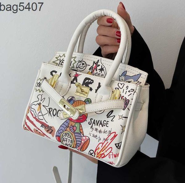factory 50% fashion bags wholesale and retail texture bag new graffiti women's crossbody handbag
factory 50% fashion bags wholesale and retail texture bag new graffiti women's crossbody handbag