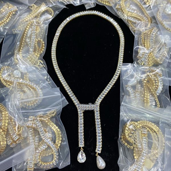 luxury designed necklaces d leeter white crystal diamonds pendants women's bangle brass 18k gold plated ladies designer jewelry gifts d, Silver
luxury designed necklaces d leeter white crystal diamonds pendants women's bangle brass 18k gold plated ladies designer jewelry gifts d, Silver