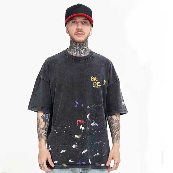 men's indelible t-shirt street fashion galleryes depts designer non-spray print retro loose-fitting women's short-sleeved shirtsfr, White;black
men's indelible t-shirt street fashion galleryes depts designer non-spray print retro loose-fitting women's short-sleeved shirtsfr, White;black