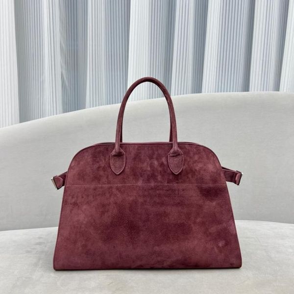 the row margaux belt 15 bag luxury designer belt closure detail double handles women's leather shoulder bags
the row margaux belt 15 bag luxury designer belt closure detail double handles women's leather shoulder bags