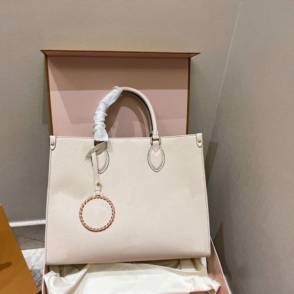 bags totes designer bag women handbag classic imitation luxury brand leather big logo print style buckle shoulder bag fashion party dinner w
bags totes designer bag women handbag classic imitation luxury brand leather big logo print style buckle shoulder bag fashion party dinner w