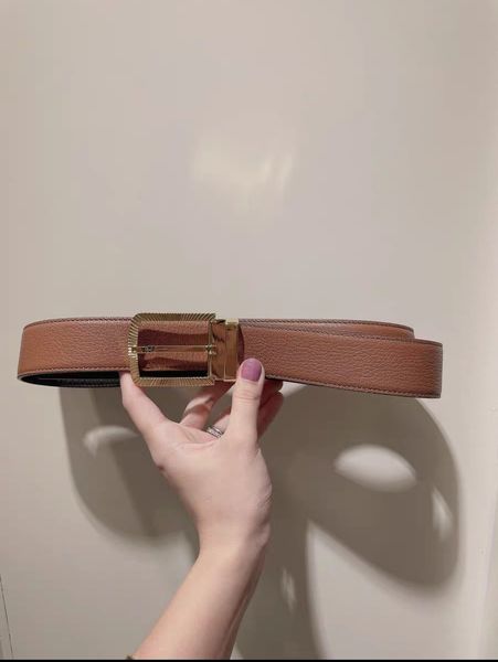 men belts designer mens and woman fashion togo leather classic reversible belt black brown h gold and silver buckle he115
men belts designer mens and woman fashion togo leather classic reversible belt black brown h gold and silver buckle he115