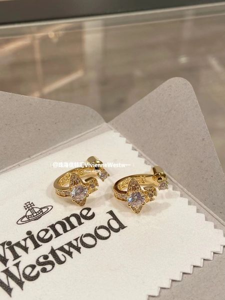 vivian accessories empress dowager nana same zircon earrings mesh red simple design earrings, Golden;silver
vivian accessories empress dowager nana same zircon earrings mesh red simple design earrings, Golden;silver