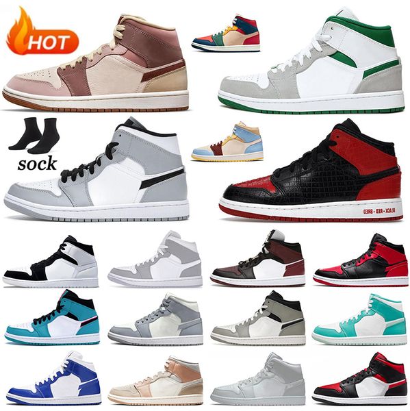 basketball shoes 1s fashion classic 2023 new og jumpman 1 mens fearless light blue chocolate unc women sneakers jordam
basketball shoes 1s fashion classic 2023 new og jumpman 1 mens fearless light blue chocolate unc women sneakers jordam