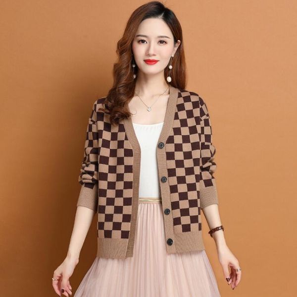 chessboard women's sweaters autumn winter slim fit underlay knitwear designer cardigan sweater knitted coat women's clothing, White;black
chessboard women's sweaters autumn winter slim fit underlay knitwear designer cardigan sweater knitted coat women's clothing, White;black