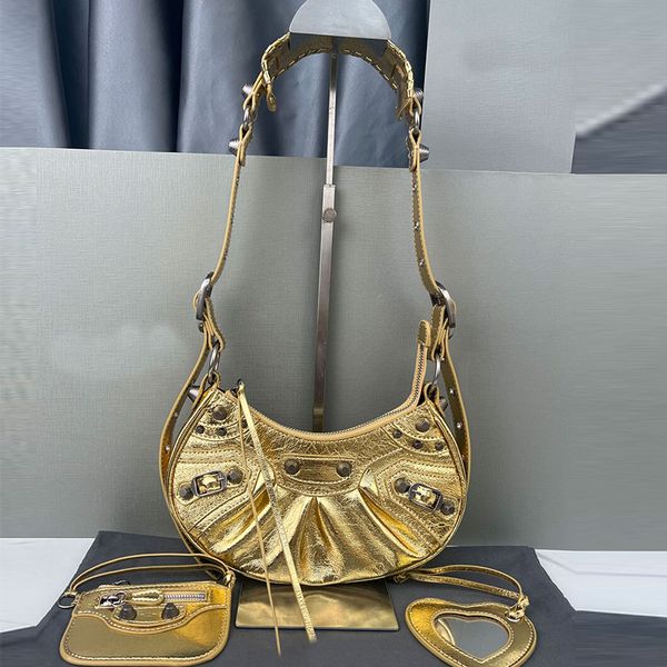 7a quality half moon armpit bag women le cagole motorcycle shoulder bags designers genuine leather crossbody handbags clutch wallet purse
7a quality half moon armpit bag women le cagole motorcycle shoulder bags designers genuine leather crossbody handbags clutch wallet purse