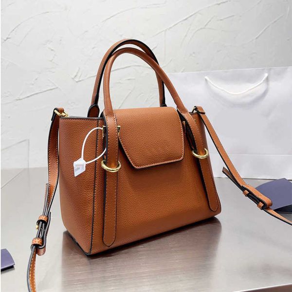 designer luxury women the tote bag fashion versatile handbags shoulder crossbody bags purse telfars totes large capacity saddle wallets 7a 0
designer luxury women the tote bag fashion versatile handbags shoulder crossbody bags purse telfars totes large capacity saddle wallets 7a 0