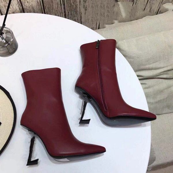 luxury design boots fashion yslity women retro decoration winter warm snow non slip high heel martin knight tassel casual socks boots 01-02, Black
luxury design boots fashion yslity women retro decoration winter warm snow non slip high heel martin knight tassel casual socks boots 01-02, Black